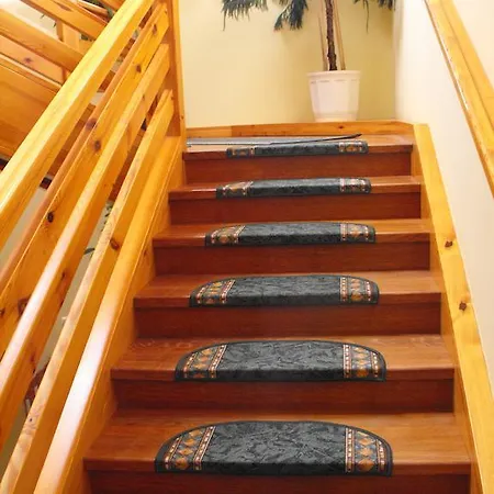 Jozsi Bacsi Szallodaja Hotel Balogunyom