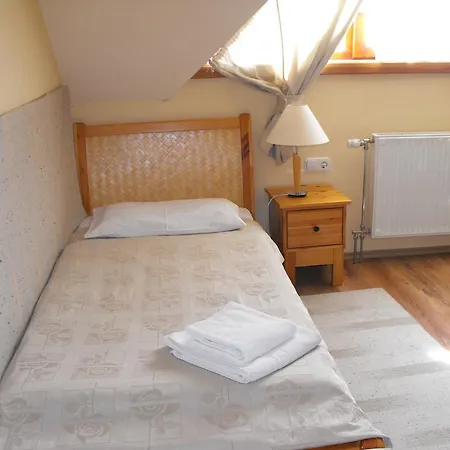 Jozsi Bacsi Szallodaja 3*