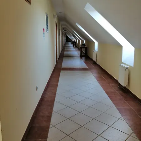 Jozsi Bacsi Szallodaja 3* Balogunyom