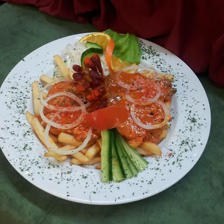 Hotel Jozsi Bacsi Szallodaja 3*