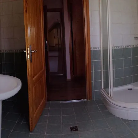 Jozsi Bacsi Szallodaja 3*