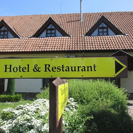 Jozsi Bacsi Szallodaja Balogunyom