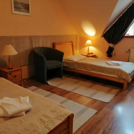 Jozsi Bacsi Szallodaja 3* Balogunyom