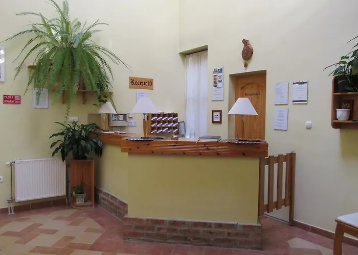 Hotell Jozsi Bacsi Szallodaja 3*