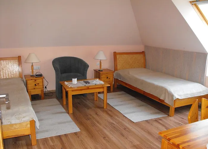 Hotell Jozsi Bacsi Szallodaja 3*