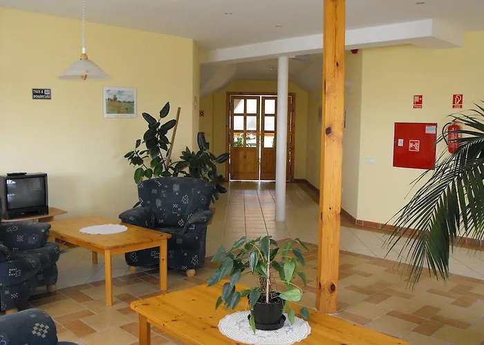 Hotel Jozsi Bacsi Szallodaja 3*